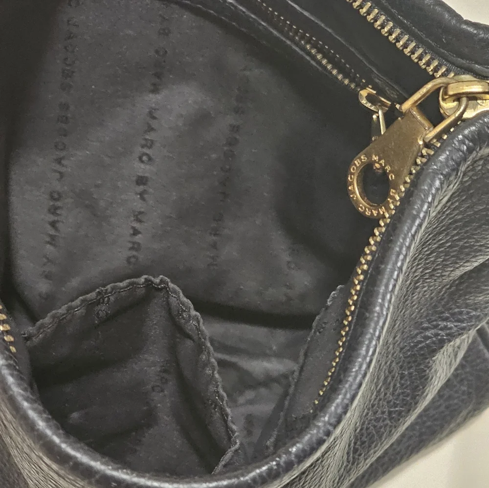 Marc by Marc Jacobs Crossbody Leather Shoulder Bag